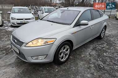 Лифтбек Ford Mondeo 2010 в Ровно