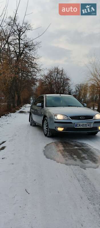 Седан Ford Mondeo 2006 в Звенигородке