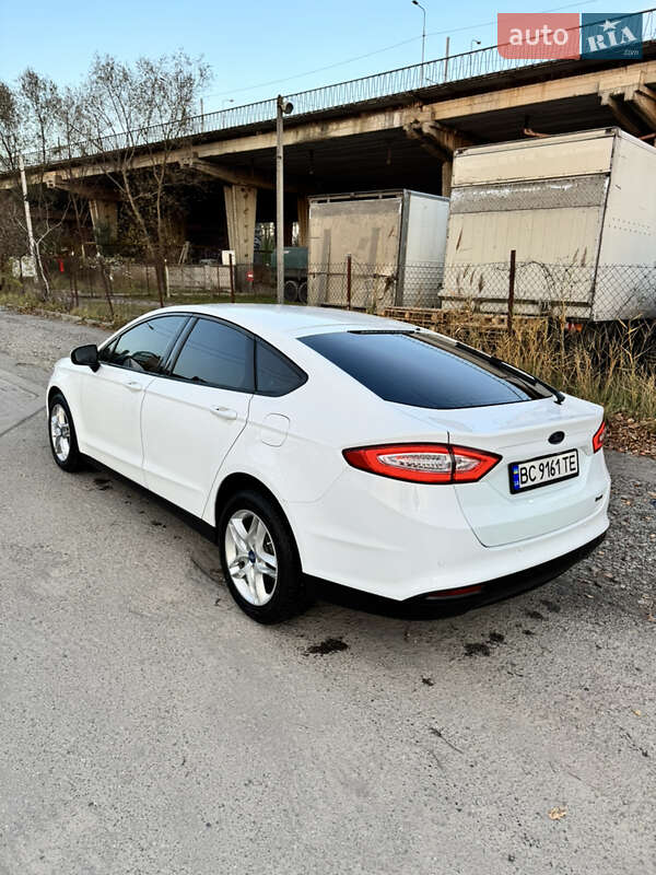 Лифтбек Ford Mondeo 2016 в Львове
