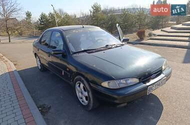 Лифтбек Ford Mondeo 1994 в Золочеве