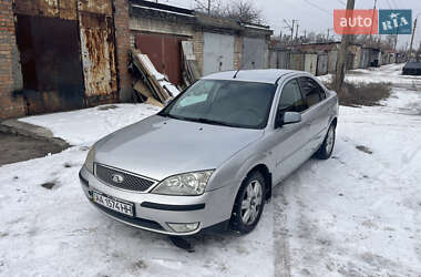 Седан Ford Mondeo 2003 в Киеве