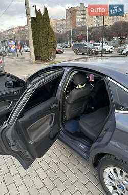 Седан Ford Mondeo 2010 в 