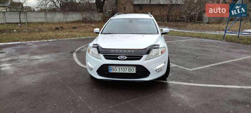 Универсал Ford Mondeo 2011 в Шумске