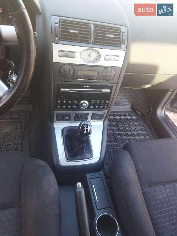 Седан Ford Mondeo 2004 в Черкассах фото 10 Седан Ford Mondeo 2004 в Черкассах