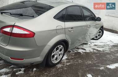 Лифтбек Ford Mondeo 2008 в 