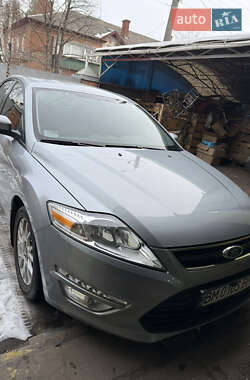 Седан Ford Mondeo 2012 в 