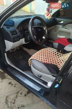 Универсал Ford Mondeo 2004 в 