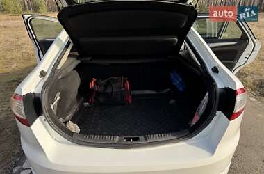 Лифтбек Ford Mondeo 2014 в 