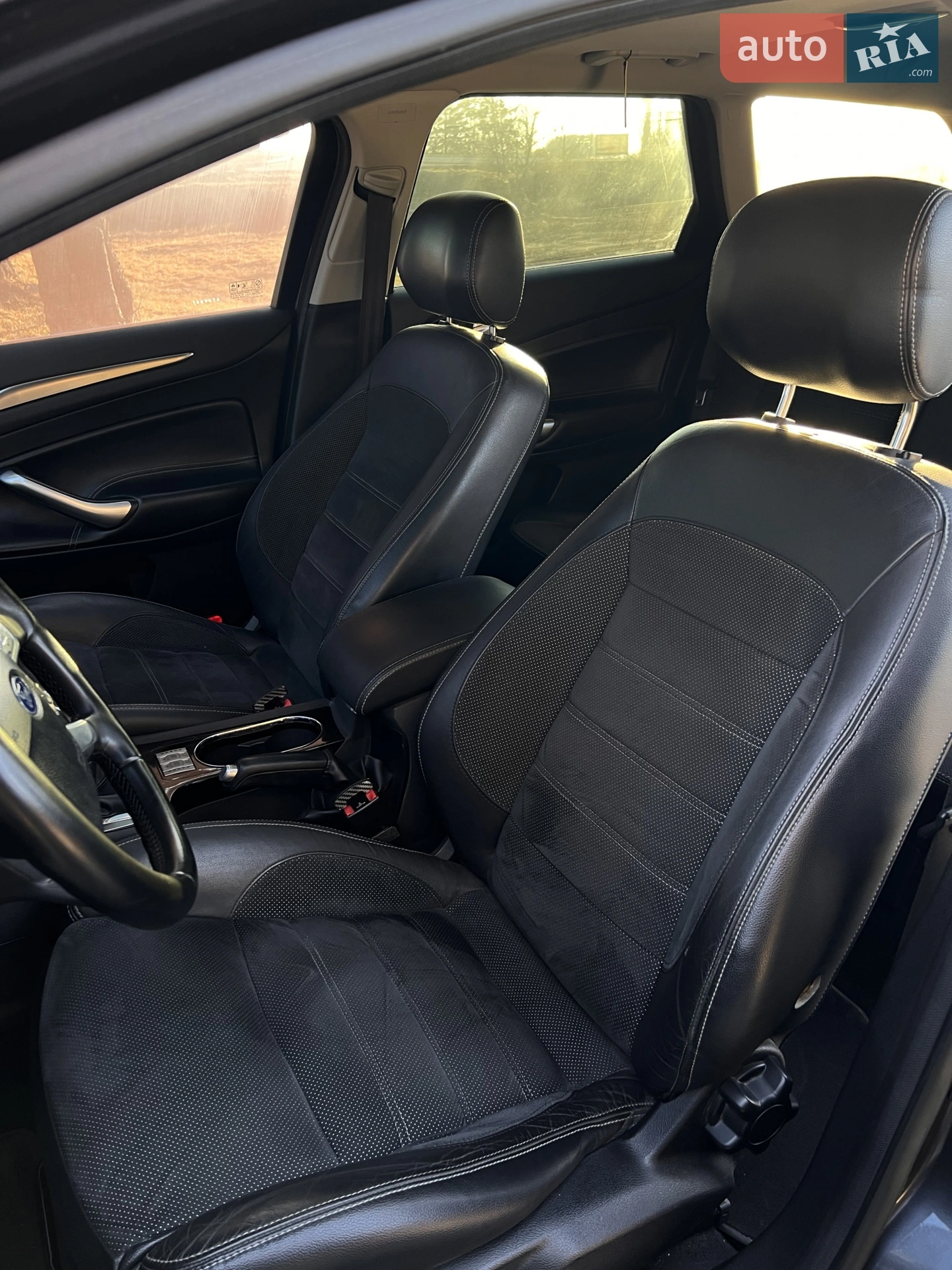 2010 Ford Mondeo - мініатюра 21