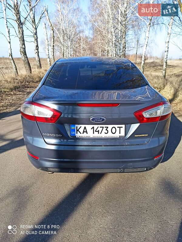 Седан Ford Mondeo 2011 в Переяславі