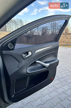 Лифтбек Ford Mondeo 2007 в 