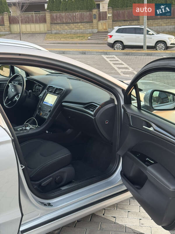 Лифтбек Ford Mondeo 2020 в Ровно