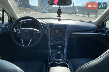 Универсал Ford Mondeo 2015 в 