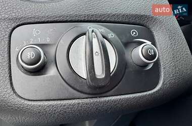 Седан Ford Mondeo 2012 в 
