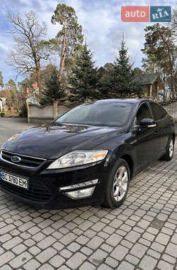 Лифтбек Ford Mondeo 2013 в Львове