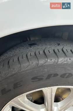 Седан Ford Mondeo 2012 в 