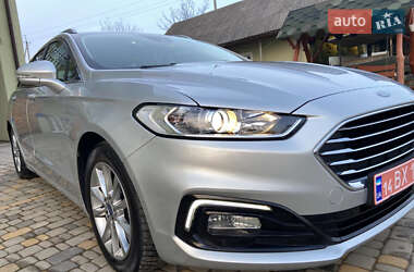 Лифтбек Ford Mondeo 2020 в 