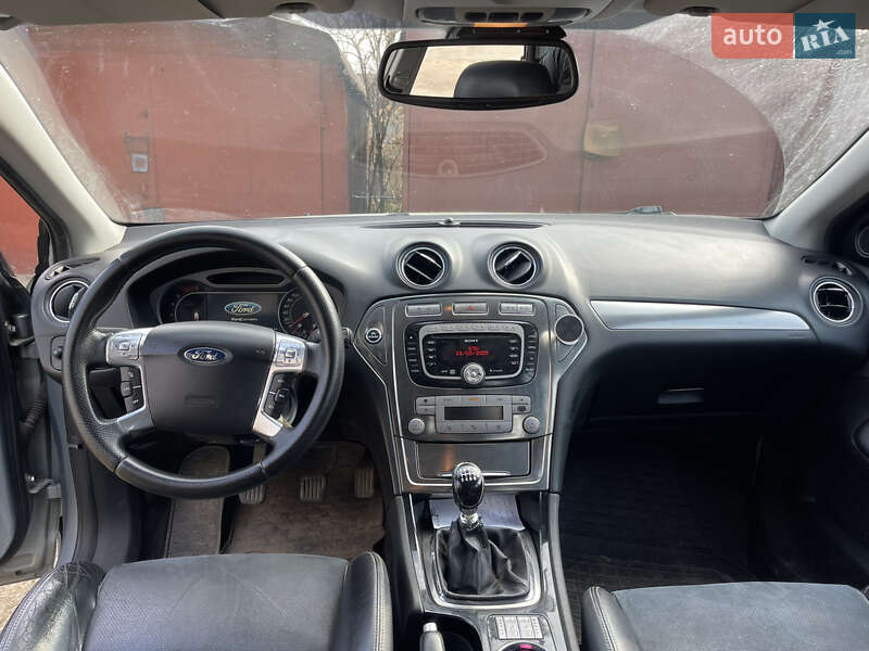 Седан Ford Mondeo 2008 в Путивле