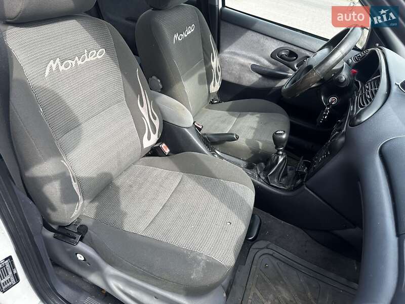 Лифтбек Ford Mondeo 1997 в Одессе