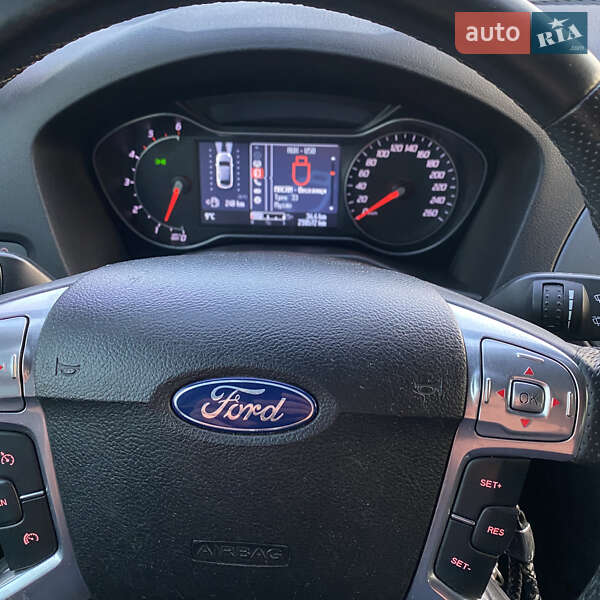 Універсал Ford Mondeo 2011 в Ізмаїлі