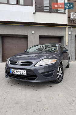 Седан Ford Mondeo 2012 в 