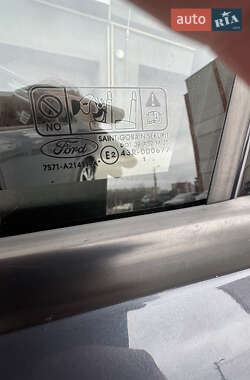 Седан Ford Mondeo 2012 в 