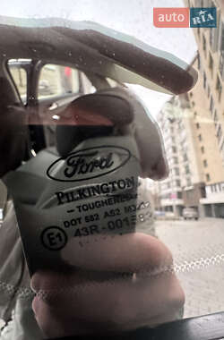 Седан Ford Mondeo 2012 в 