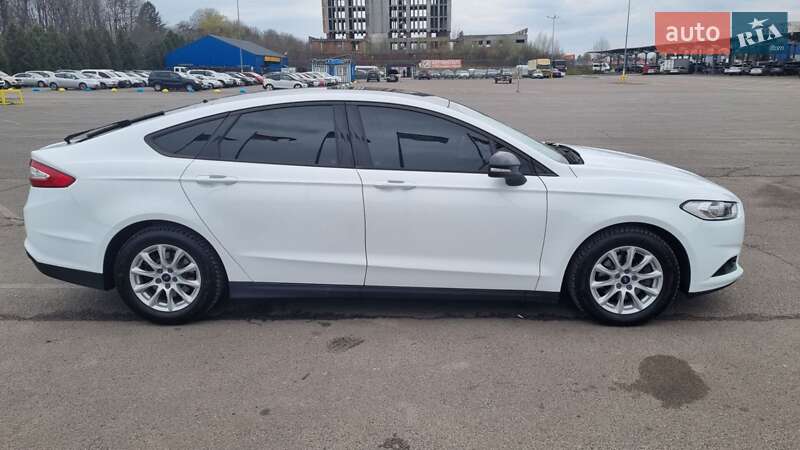 Ліфтбек Ford Mondeo 2017 в Львові