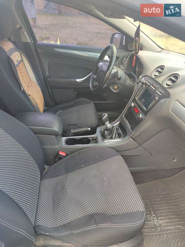 Лифтбек Ford Mondeo 2013 в Броварах