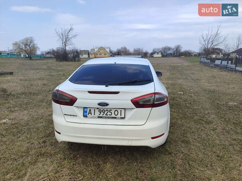 Лифтбек Ford Mondeo 2013 в Броварах