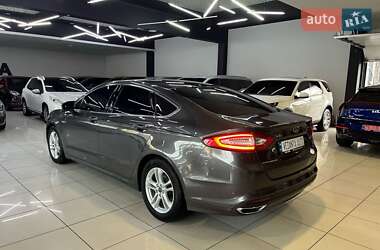 Седан Ford Mondeo 2016 в 
