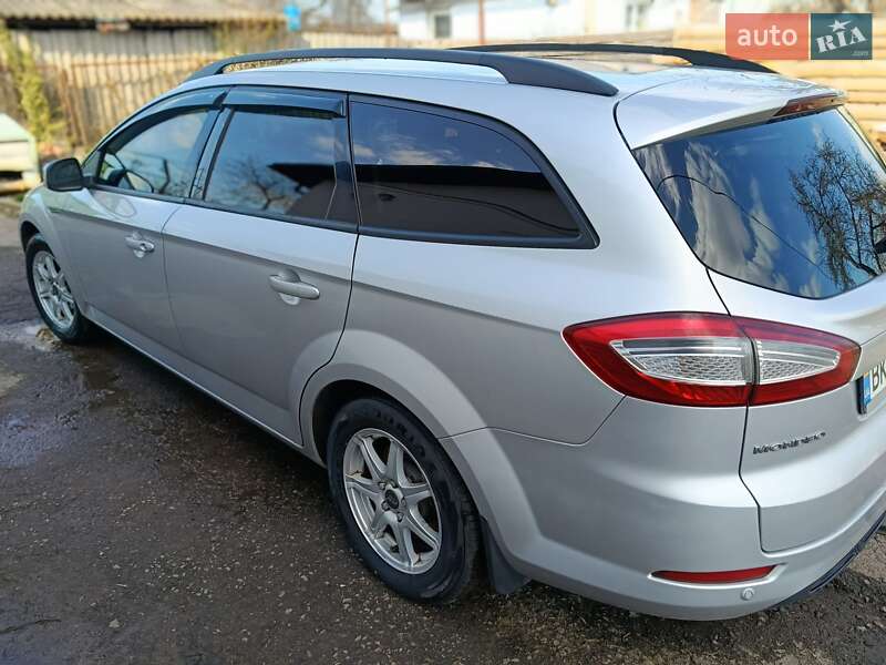 Универсал Ford Mondeo 2011 в Ровно фото 8 Универсал Ford Mondeo 2011 в Ровно