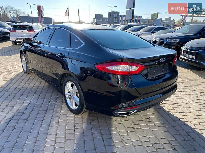 Седан Ford Mondeo 2016 в Львове