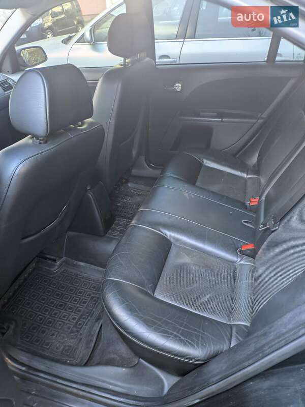 Ліфтбек Ford Mondeo 2006 в Чернівцях