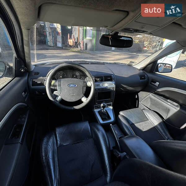 Универсал Ford Mondeo 2004 в Киеве