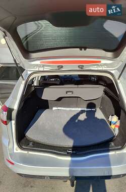 Універсал Ford Mondeo 2011 в 