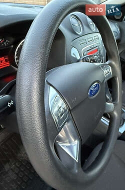 Лифтбек Ford Mondeo 2013 в 