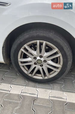 Седан Ford Mondeo 2012 в 