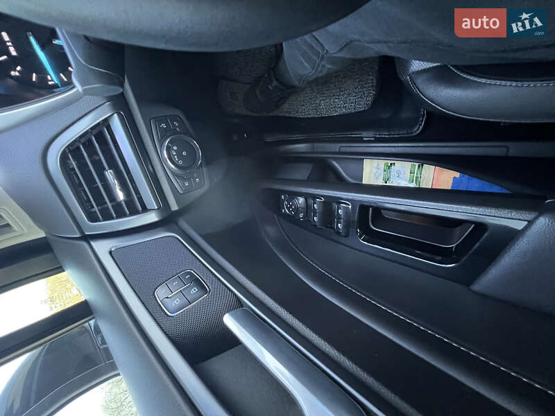 Седан Ford Mondeo 2016 в Одессе