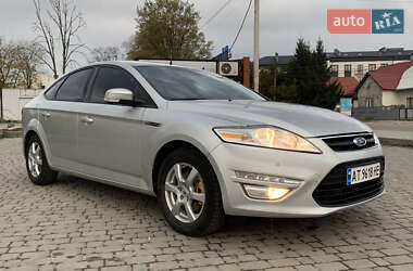 Лифтбек Ford Mondeo 2012 в 