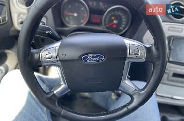 Седан Ford Mondeo 2008 в 
