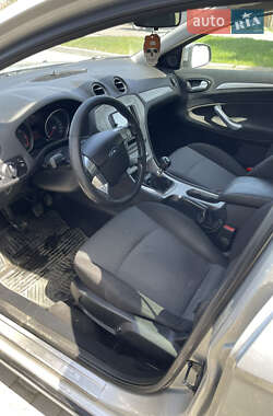 Седан Ford Mondeo 2008 в 