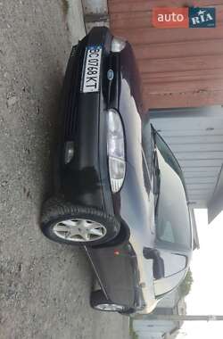 Ліфтбек Ford Mondeo 1996 в 