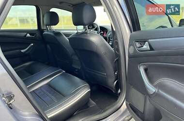 Седан Ford Mondeo 2011 в 