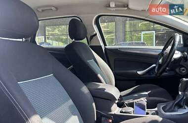 Универсал Ford Mondeo 2012 в 