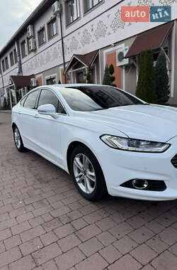 Седан Ford Mondeo 2017 в 