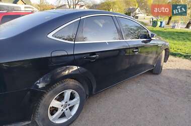 Седан Ford Mondeo 2011 в 
