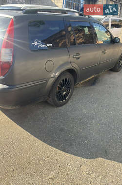 Універсал Ford Mondeo 2002 в 