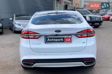Седан Ford Mondeo 2019 в 