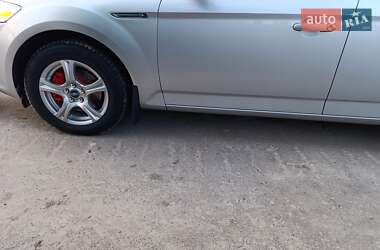 Универсал Ford Mondeo 2011 в 
